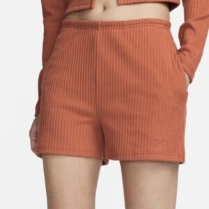 Nike chill ribbed shorts women’s size large burnt sunrise sold out color